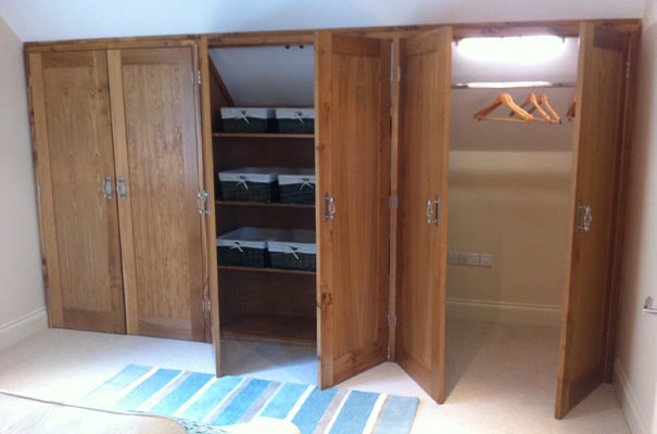 Private House, Windermere - Wardrobe