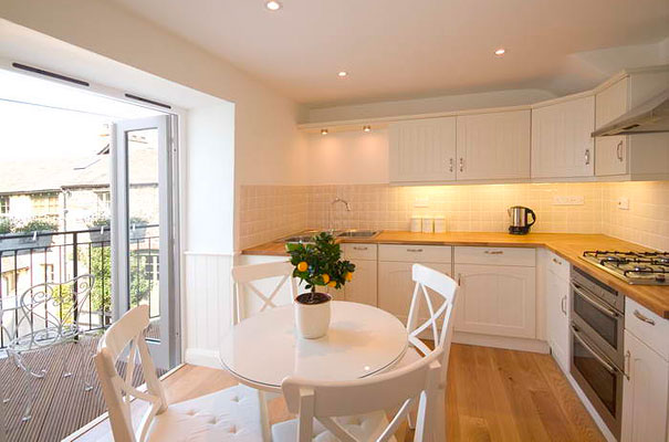 The Plosh - Kitchen