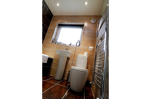 The Hideout - Luxury Holiday Apartment, Bowness - Bathroom